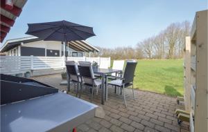 Fotografie z fotogalerie ubytování Two-Bedroom Holiday Home In Aabenraa v destinaci Aabenraa