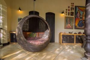 Khu vực ghế ngồi tại Sergeant House Boutique Villa & Private Beach