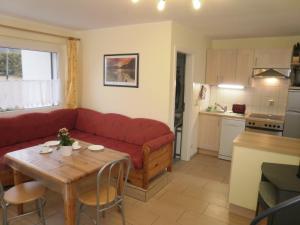 Gallery image of Canow in Canow