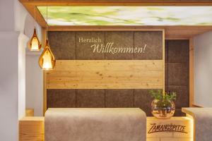 Certifikát, hodnocení, plakát nebo jiný dokument vystavený v ubytování Berg-Spa & Hotel Zamangspitze