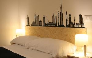 Posteľ alebo postele v izbe v ubytovaní Urban Oasis Hostel