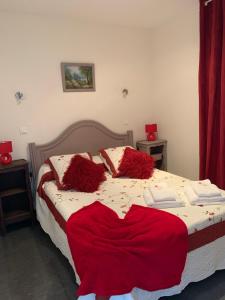 Photo de la galerie de l'établissement Appart'Hôtel Les Rochers, à Auriol 97 autres photos