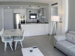 Kuchyňa alebo kuchynka v ubytovaní Lamar Resort Penthouse