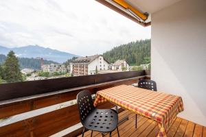 Nespecifikovaný výhled na hory nebo výhled na hory při pohledu z apartmánu