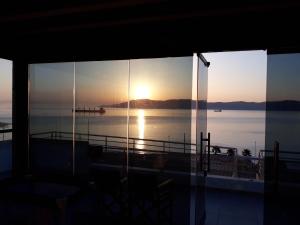 Gallery image of deep blue in Lávrion +13 photos