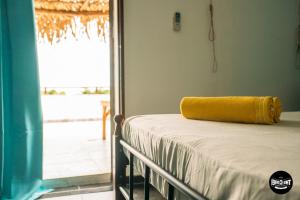 Letto o letti in una camera di The Corner Hostel