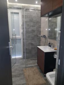 Koupelna v ubytování Divcibare Delux Apartman