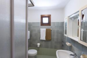 Foto dalla galleria di Apartment Tremosine 1 a Tremosine Sul Garda