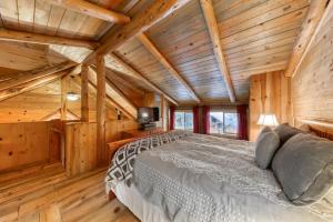 Gallery image of Whittier Cabin in Three Rivers