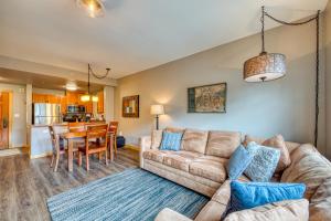 Gallery image of Passage Point 207 in Copper Mountain