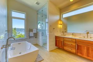 Foto dalla galleria di Puget Sound Funhouse a Port Orchard