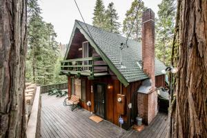 Gallery image of Shaver Village Chalet in Shaver Lake Heights