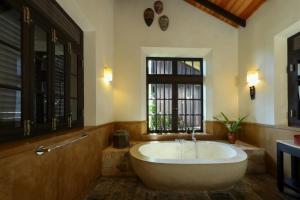 Phòng tắm tại Sergeant House Boutique Villa & Private Beach