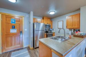 Gallery image of Passage Point 207 in Copper Mountain
