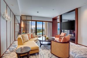 Gallery image of The Tsubaki Tower in Tumon