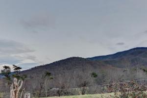 Ảnh trong thư viện ảnh của Misty View Cabin ở Hatchertown