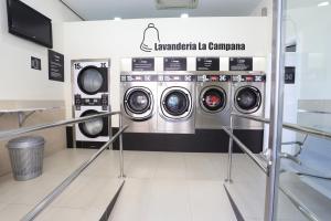 Fotografie z fotogalerie ubytování Hostal la Campana v destinaci La Línea de la Concepción