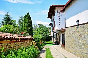 Galeriebild der Unterkunft Family Hotel Maraya in Arbanassi