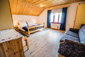Khu vực ghế ngồi tại Country House Sara