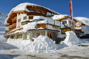 Zdjęcie z galerii obiektu Gasthof Valluga w mieście Sankt Christoph am Arlberg