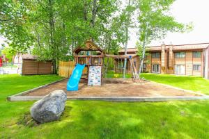 Gallery image of Aspen Village #103 in McCall