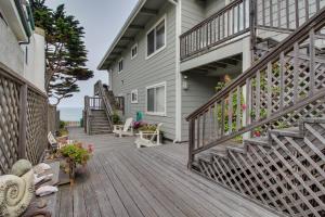 Gallery image of Oceanfront Dream in Cayucos