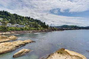 Gallery image of Whaler's Getaway in Depoe Bay