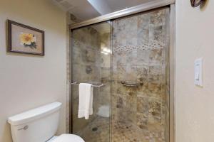 Ένα μπάνιο στο Hale Ono Loa 208 +29 φωτογραφίες