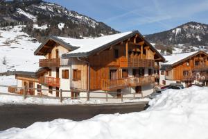 Résidence Néméa Les Chalets Des Evettes en invierno