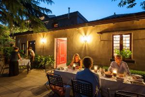 Hosté ubytování Wine Resort Villagrande