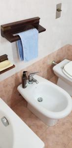 A bathroom at Vacanze in Sicilia
