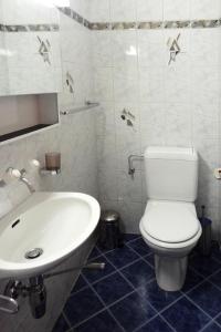 Ένα μπάνιο στο Appartement Panoramic