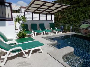 Bazén v ubytování Kata Beach Studio Phuket nebo v jeho okolí