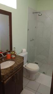 Een badkamer bij Pousada dos Girassóis