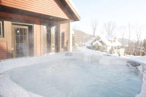 Gallery image of Chalet 10B Chemin Blanc by Les Chalets Alpins in Stoneham