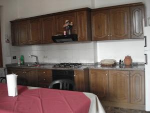 Kuchyň nebo kuchyňský kout v ubytování Bed & Breakfast Ciancaleoni