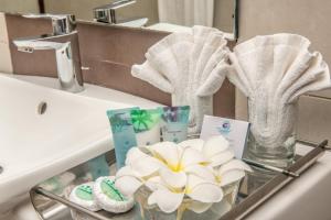 Ένα μπάνιο στο Amethyst Resort Passikudah