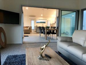 Gallery image of WHITE SHELLS HOLIDAY RENTAL in Nepean Bay