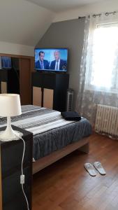 Μια τηλεόραση ή/και κέντρο ψυχαγωγίας στο Chambre Coquette