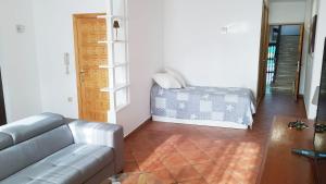 Posezení v ubytování Apartamento amplio y tranquilo con vistas