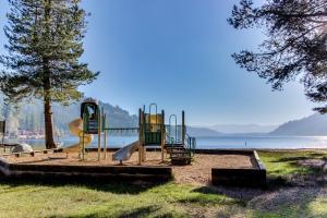 Gallery image of Donner Lake House in Truckee