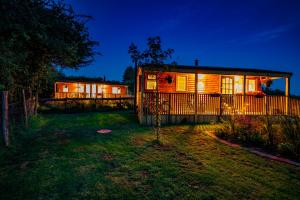 Zahrada ubytování Cherry Tree Glamping + 37 fotografií