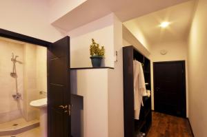 Ein Badezimmer in der Unterkunft Tbilisi Check In