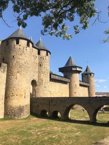 Zdjęcie z galerii obiektu Le Cœur de la Bastide - Adult only w Carcassonne