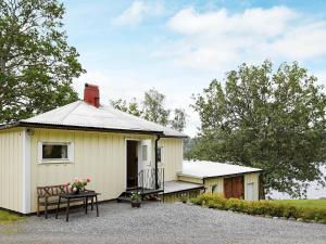 5 person holiday home in BULLAREN