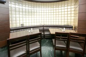 Posezení v ubytování Hotel Lucky Goregaon