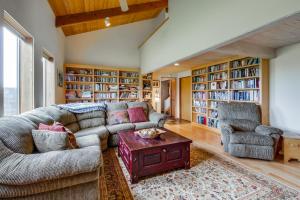Gallery image of Cadwalader House in Sea Ranch