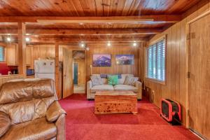 Afbeelding uit fotogalerij van 3Dogs Cabin in Government Camp