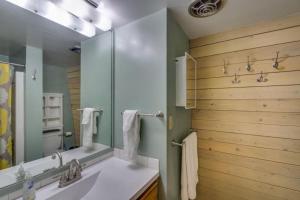 Ένα μπάνιο στο Nason Creek Cabin +32 φωτογραφίες