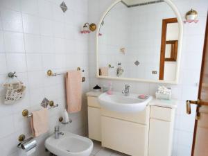Kúpeľňa v ubytovaní Holiday Home Sferracavallo